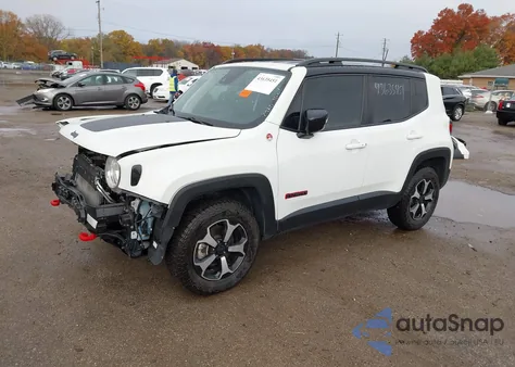 2022 Jeep Renegade Trailhawk 4X4 из США, поврежденный, VIN ZACNJDC1XNPN70052